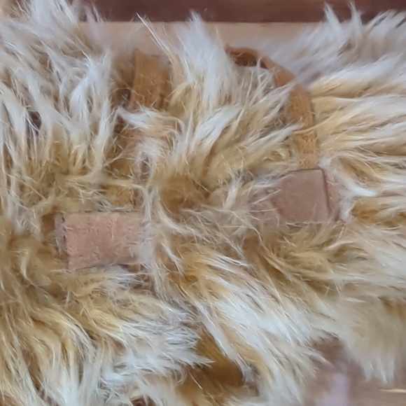 Fuzzy furry warm boots - Picture 4 of 4